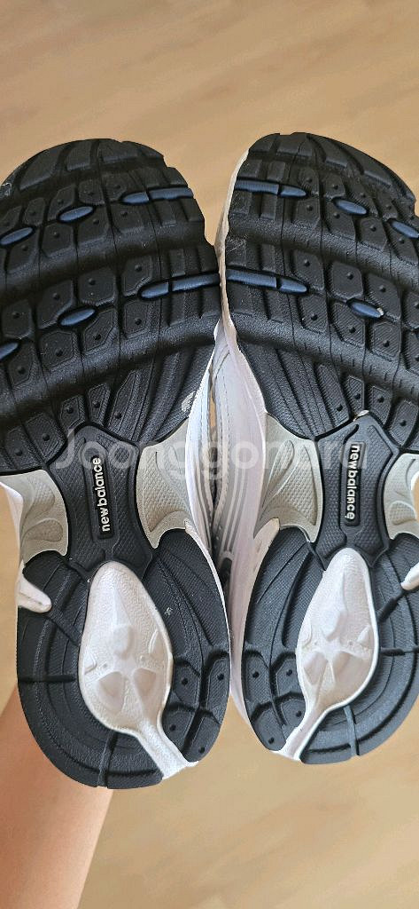 뉴발 530 키즈 운동화 220 판매--4