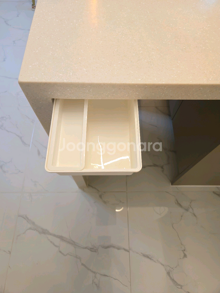 [미개봉 새상품] 붙이는 슬라이딩 서랍장 (중형)--2