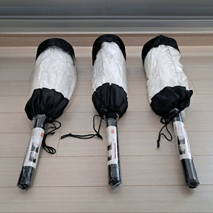 각종 이물질을 깔끔하게 제거하는 초극세사 먼지털이개 팜