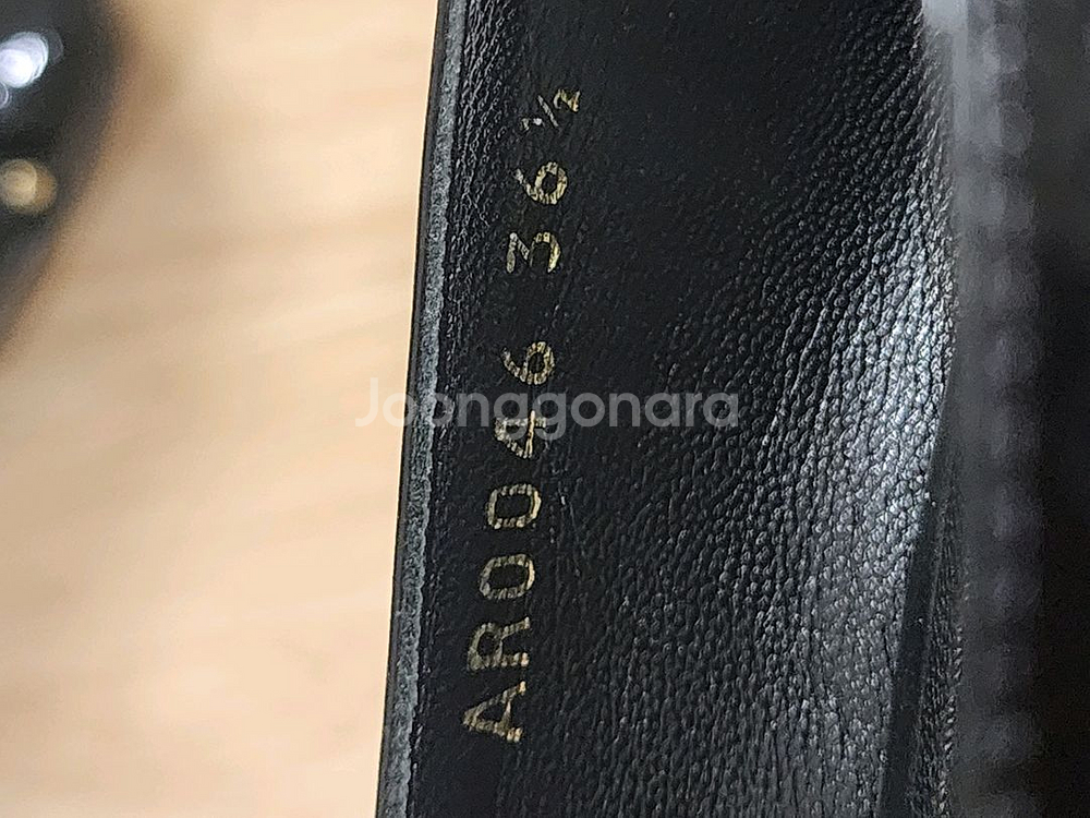 루이비통 블랙 페이턴트 구두 235--5