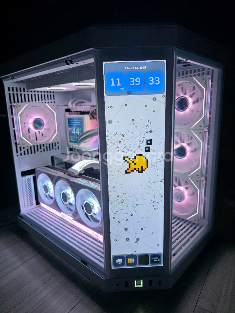 9800X3D RTX5080 Y70 본체 팝니다--2