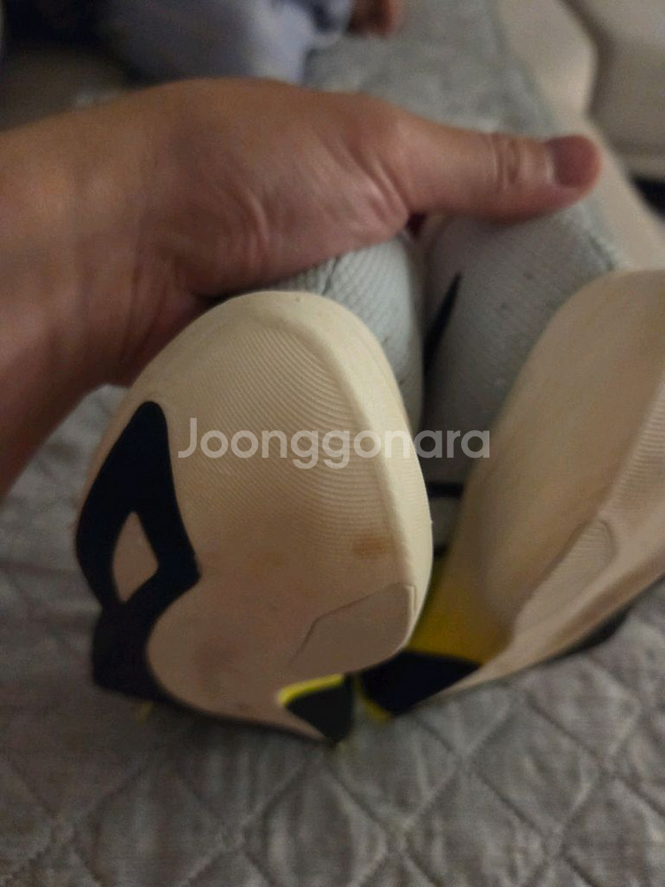 (가격인하)아식스 메트스피드 엣지 파리 260mm--8