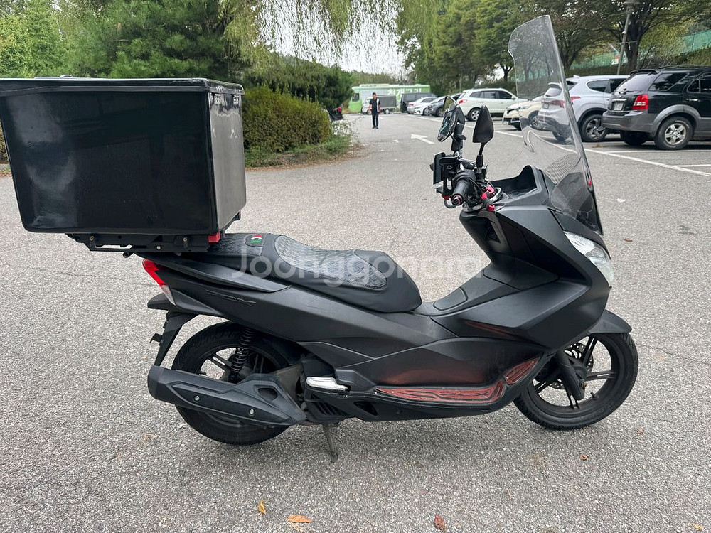 혼다 pcx125 17년 스마트키차량 판매합니다--2