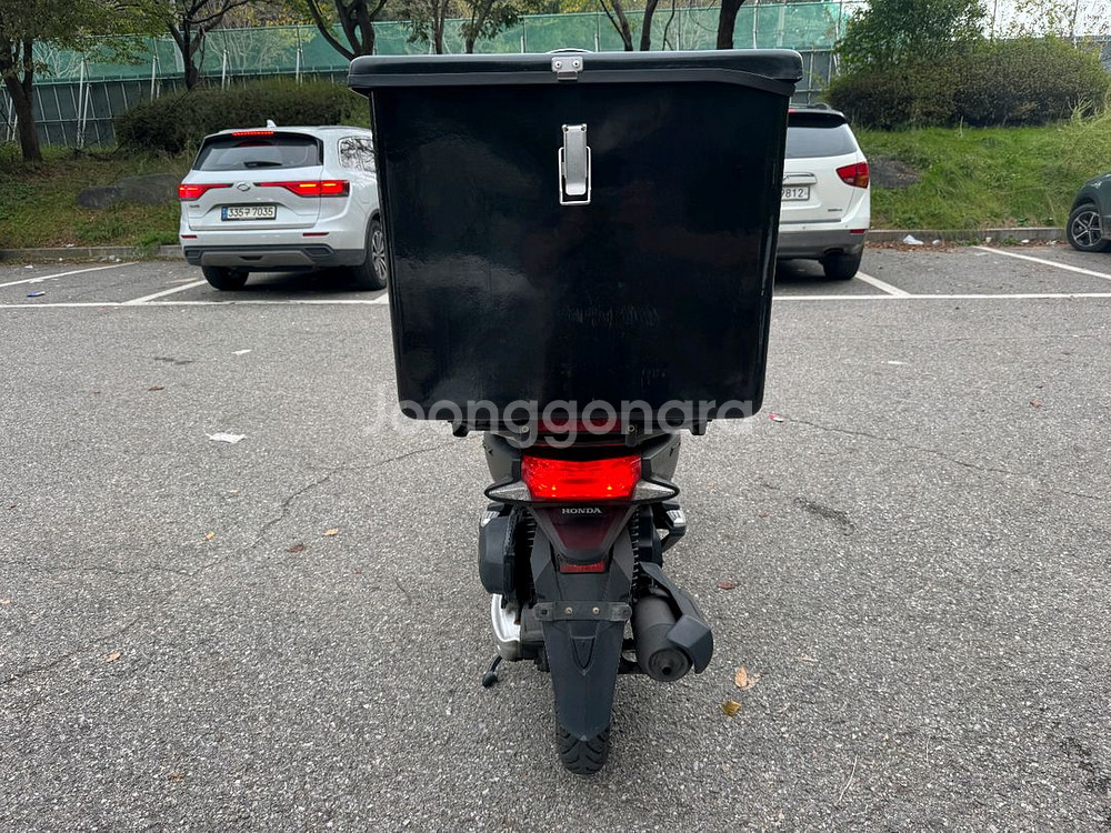 혼다 pcx125 17년 스마트키차량 판매합니다--4