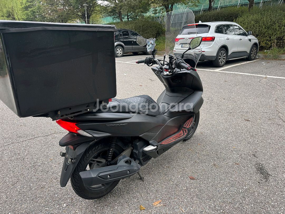 혼다 pcx125 17년 스마트키차량 판매합니다--6