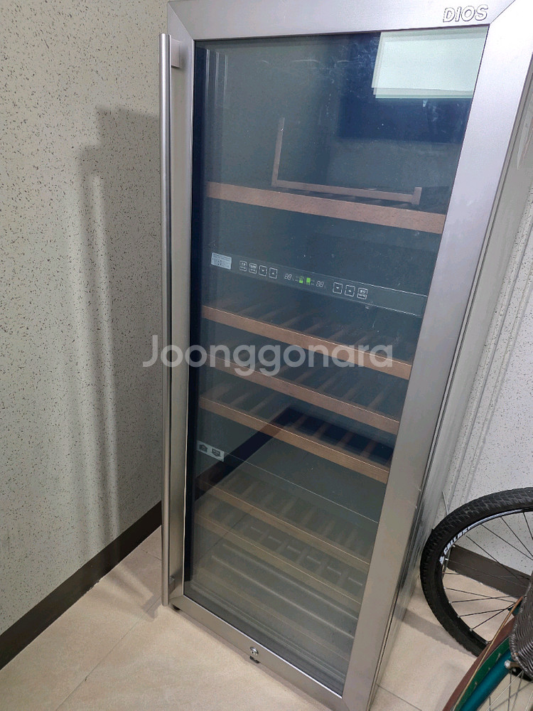LG 디오스 와인셀러 R-WZ82GJS--0