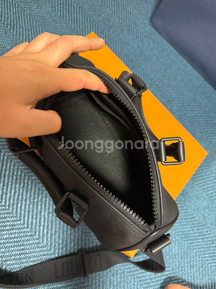 (정품) 루이비통 키폴 25--4