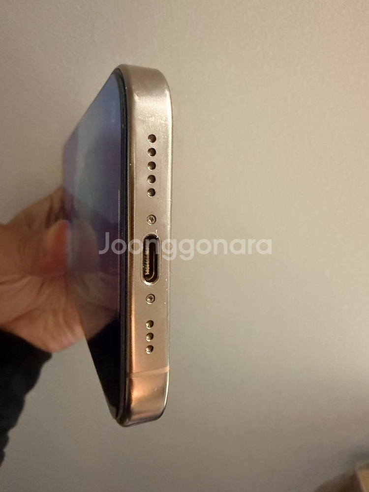 아이폰 16 프로 256GB 데저트 티타늄--5