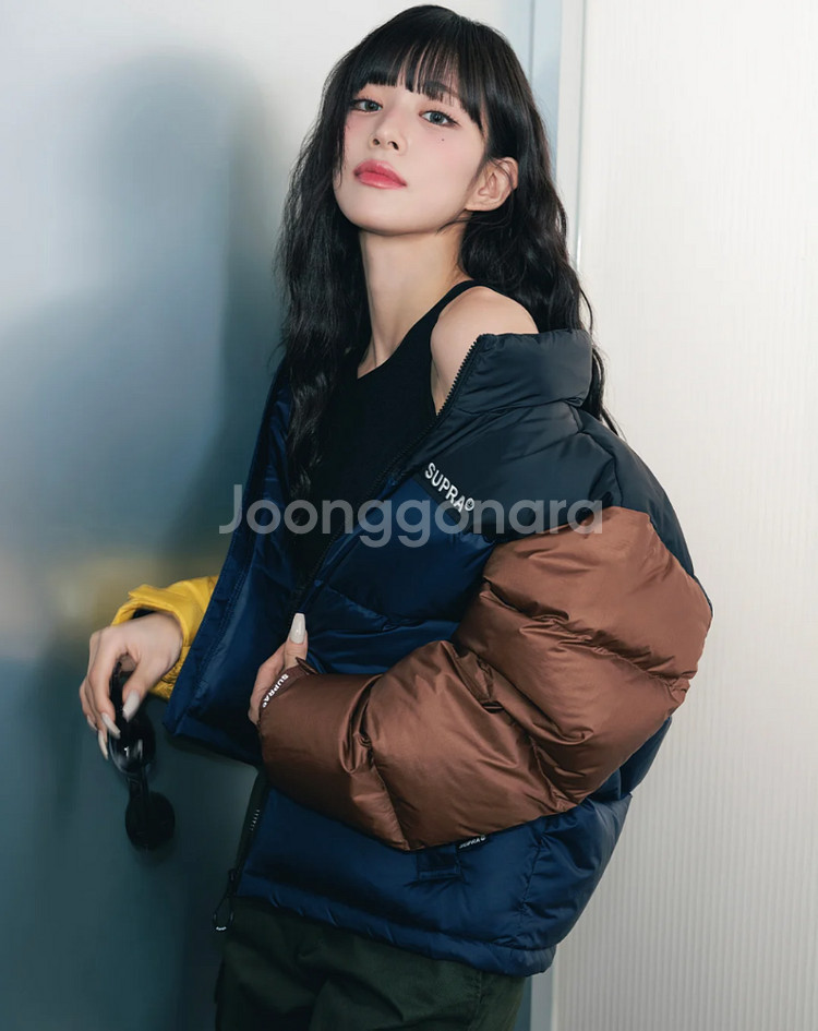 수프라 패딩 컬러 배색 숏다운 자켓 m 10만원 팝니다--0