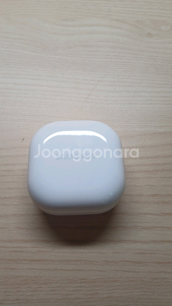 버즈 2 올리브 본체 판매합니다--2