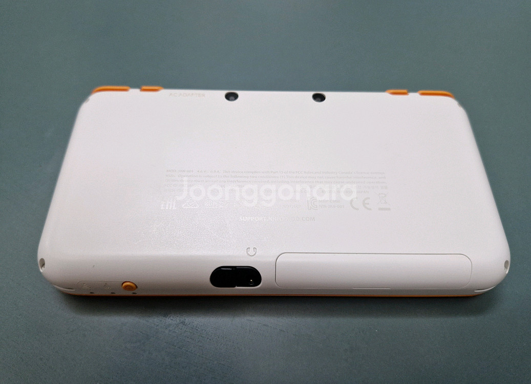 닌텐도 2DS XL, 알4칩,튀동숲,마리오게임3개--2