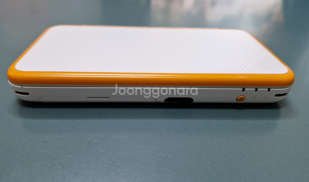 닌텐도 2DS XL, 알4칩,튀동숲,마리오게임3개--4