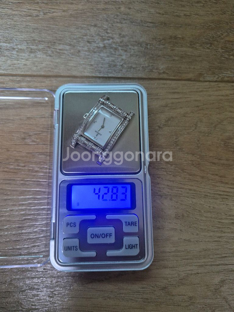 정품 코룸(CORUM) 18K 화이트골드 금통 판매,교--7