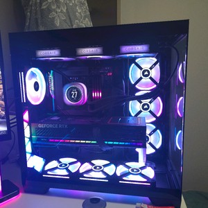 9800x3d 5080 커세어셋팅 하이엔드본체 팝니다