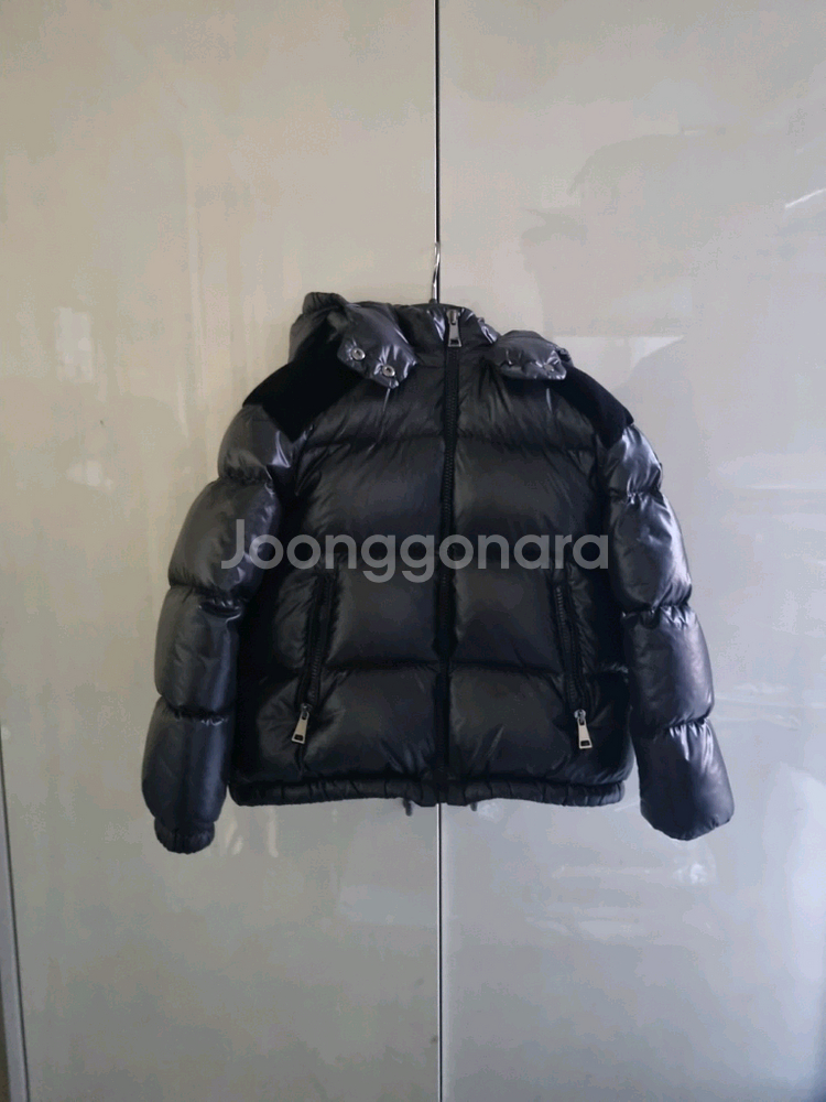 몽클레어키즈 8y 레터링 패딩 점퍼 유치원친구들추천--1