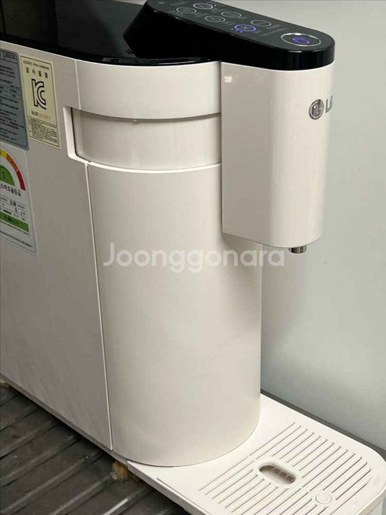 LG 퓨리케어 상하좌우 오브제 냉온 정수기--0