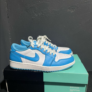 조던 1 로우 SB UNC 유니버시티 블루