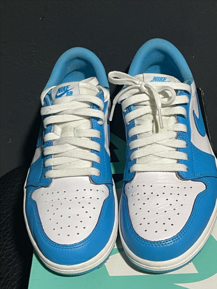 조던 1 로우 SB UNC 유니버시티 블루 이미지