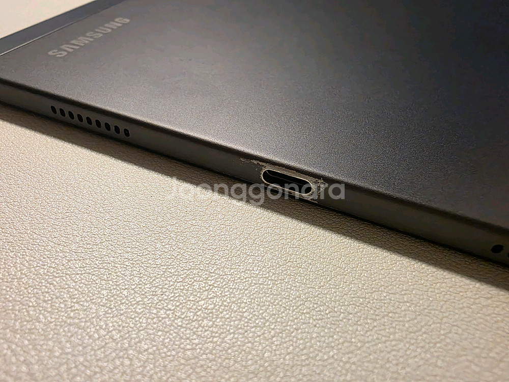 갤럭시탭 A8 64GB LTE 팝니다.--2