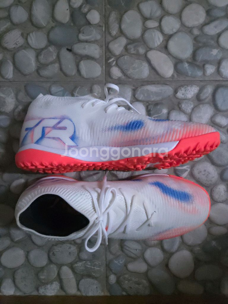 푸마 여성/주니어 풋살화 225--3