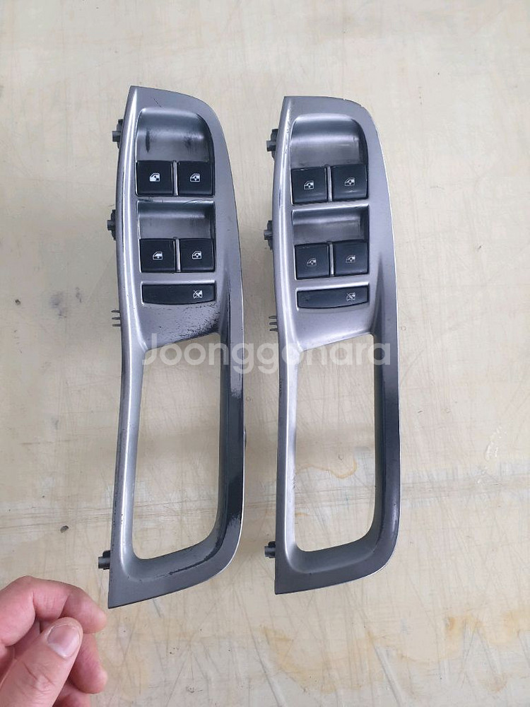 올란도 윈도우 스위치 2가지 운전석--0