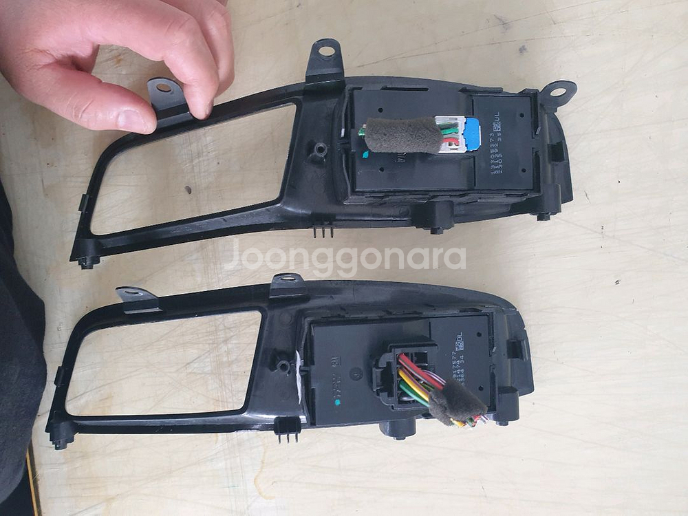 올란도 윈도우 스위치 2가지 운전석--1