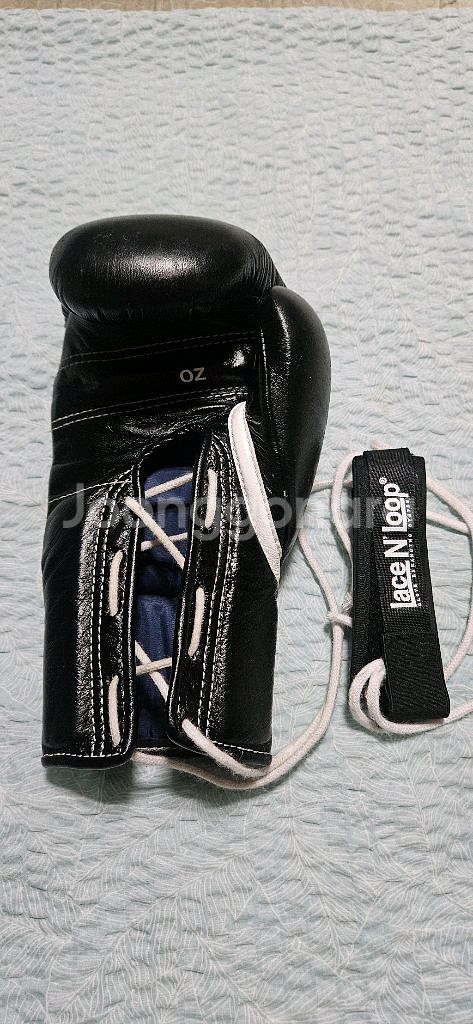 위닝글러브 블랙/10온스 판매합니다.--6