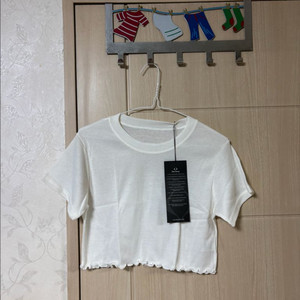 Deviwear 데비웨어 크롭 반팔 티셔츠