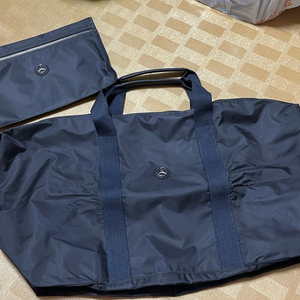 벤츠 가방 + 파우치