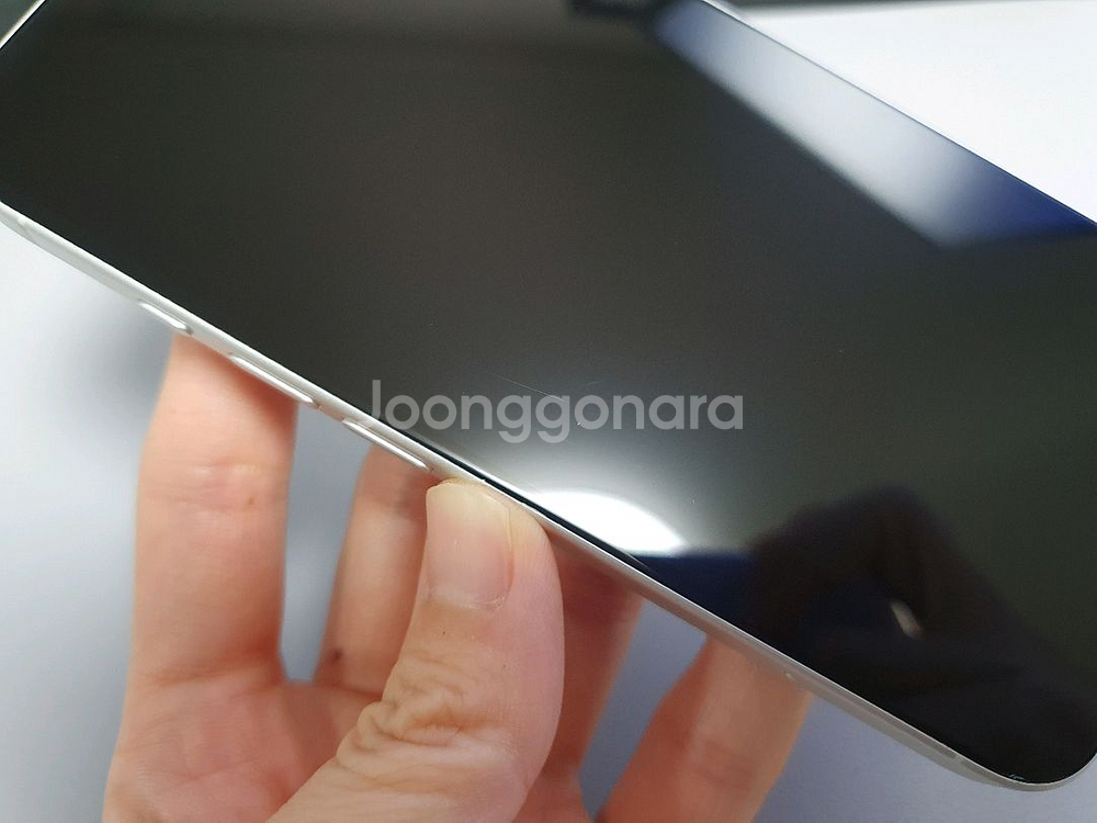 아이폰16 / 256GB / 화이트--3