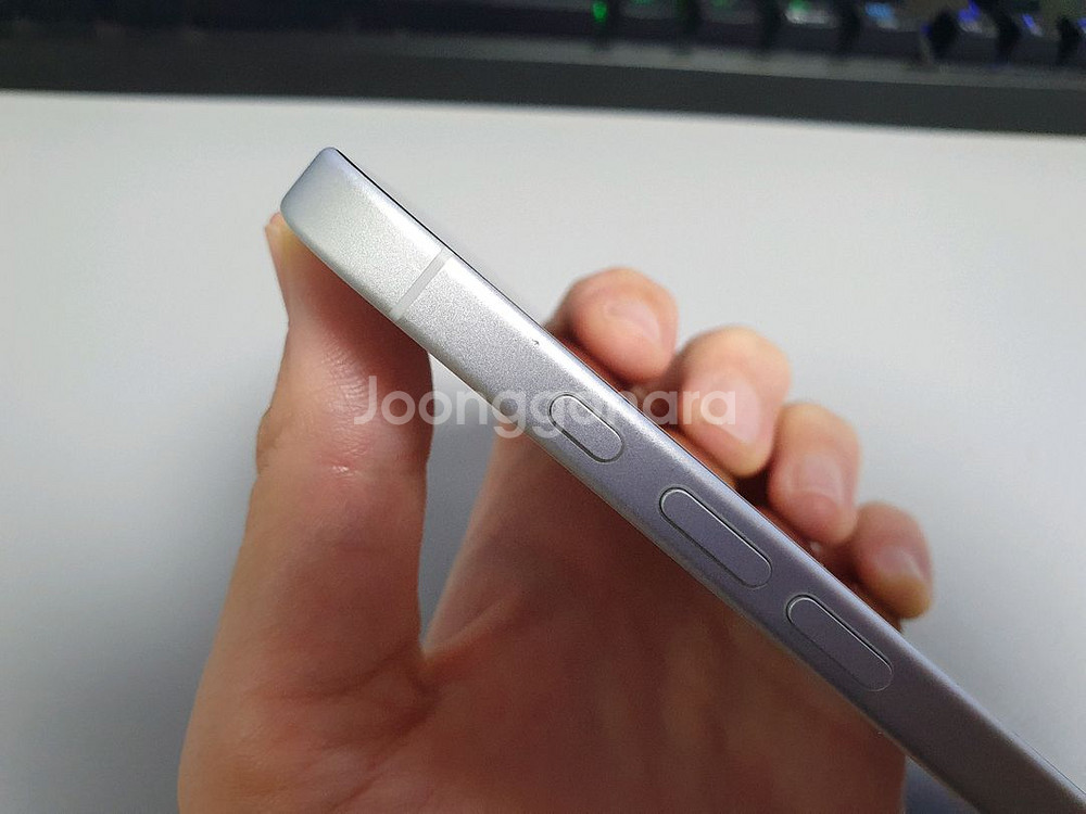 아이폰16 / 256GB / 화이트--6