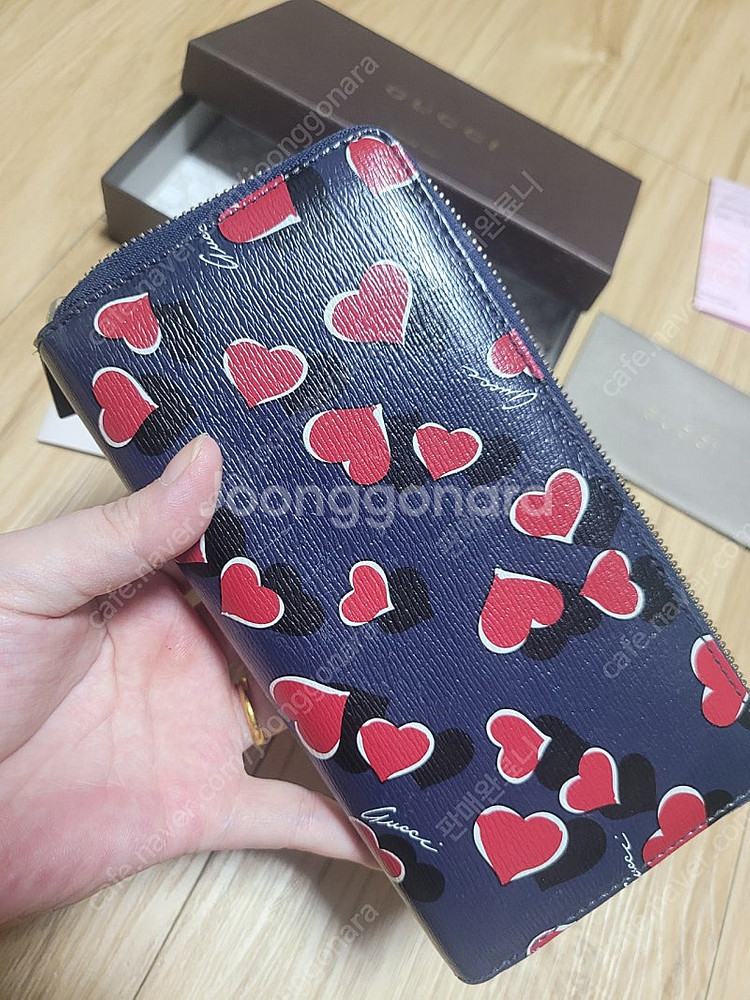 구찌 하트 장지갑 네이비--2