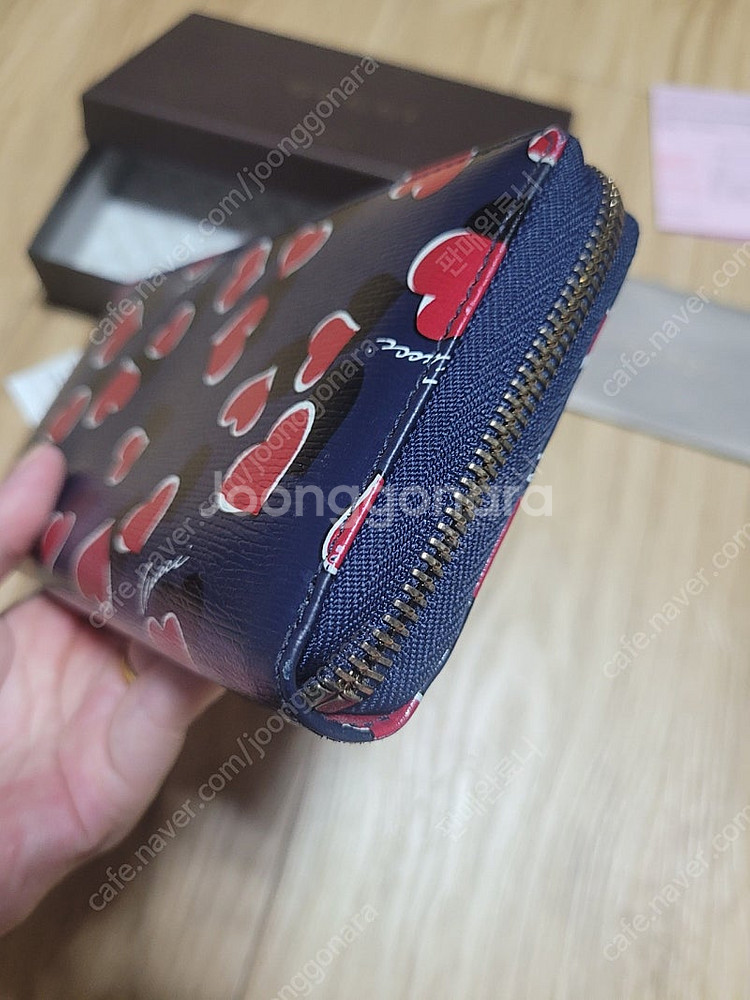 구찌 하트 장지갑 네이비--3