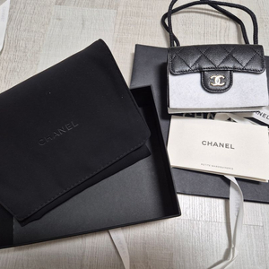 샤넬 3단지갑 블랙 금장 새상품