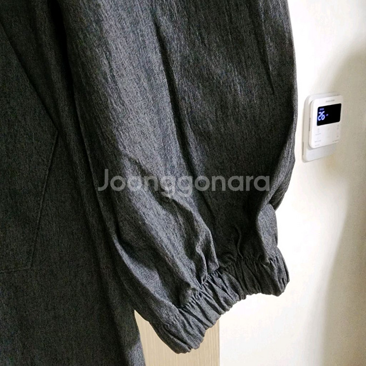 레코브 아노락 후드 원피스--3