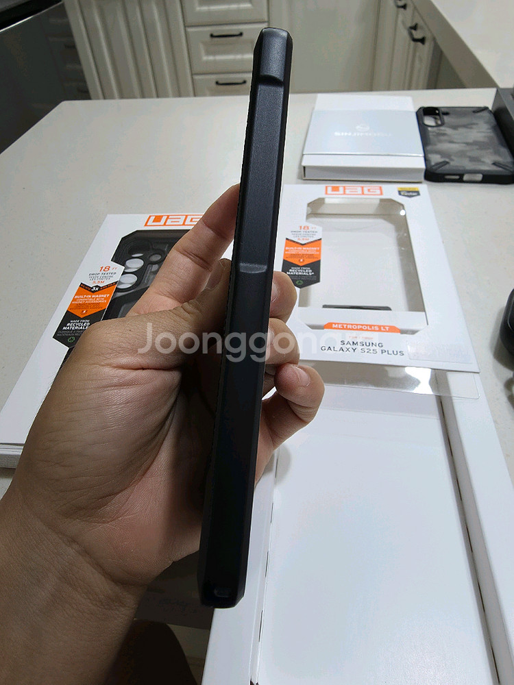갤럭시 S25 플러스 UAG 케이스 2종--4