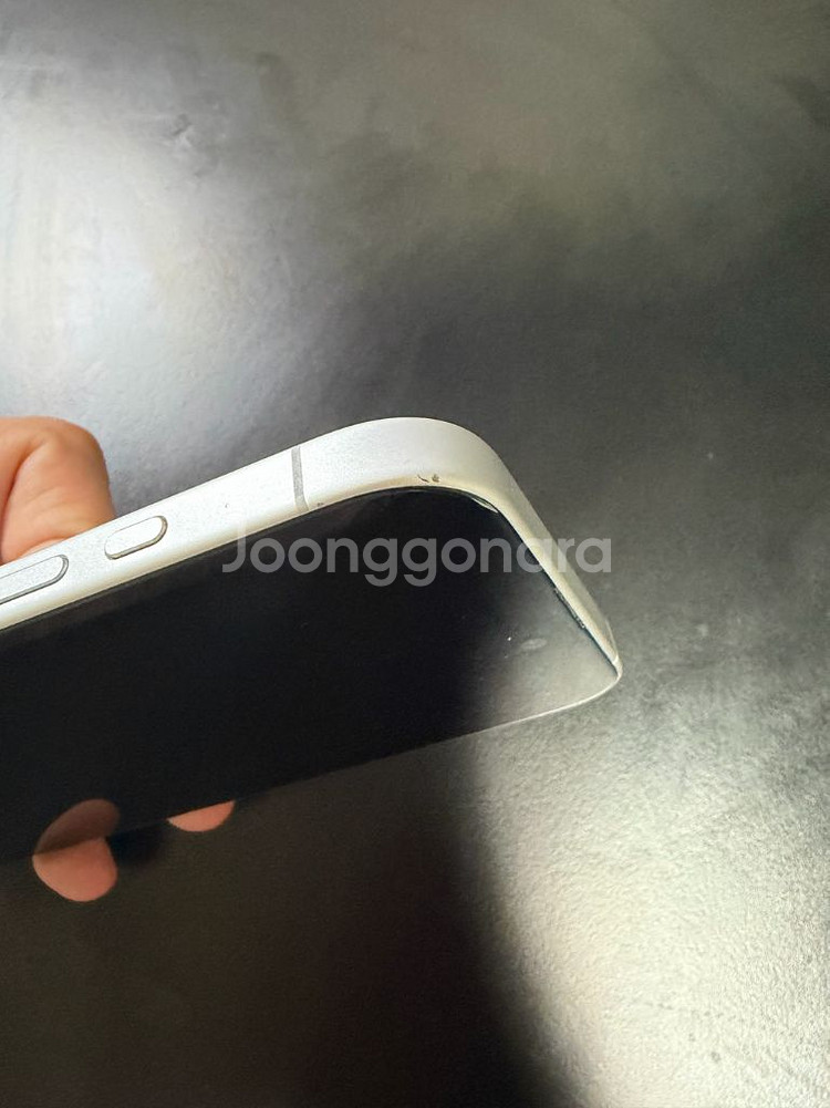 아이폰 16 플러스 화이트 256GB 팝니다--8