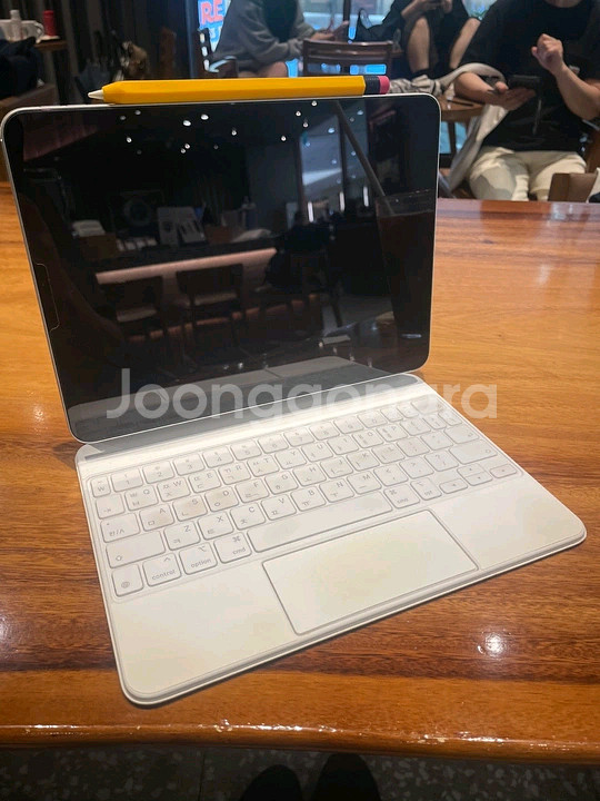 아이패드 11 프로 3세대 M1 256GB (실버)--0