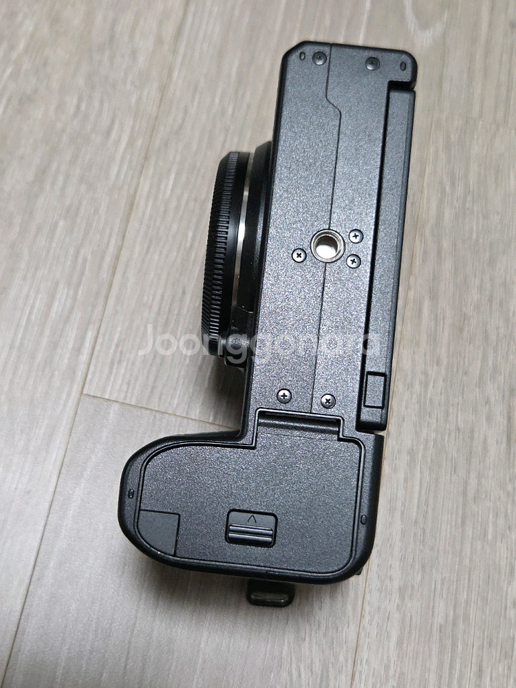 후지 x-s20 블랙 바디 팝니다. 악세사리 추가--1