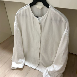 오르 ORR 쿨린넨블루종 아이보리 숏점퍼 자켓 가디건