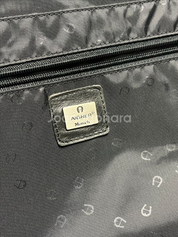 Aigner Munich 아이그너 서류 및 여행 가방--8