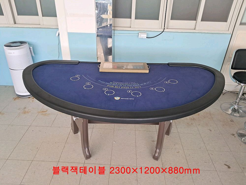 중고 홀덩 테이블,홀덤테이블,포커테이블,블랙잭테이블 이미지