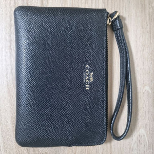 코치(coach)손목지갑(리슬릿)