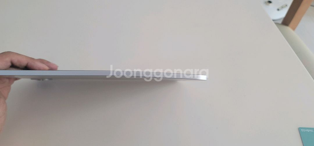 아이패드프로11 M4 256GB wifi 판매합니다--2
