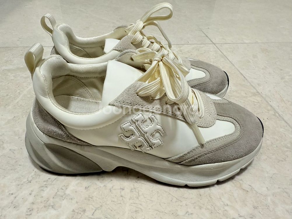 토리버치 운동화 240--1