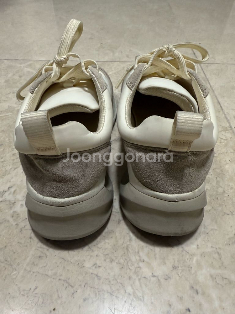 토리버치 운동화 240--2