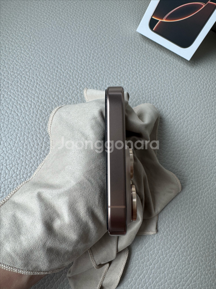 (교환가능)아이폰16 Pro 데저트 256GB 팝니다--3