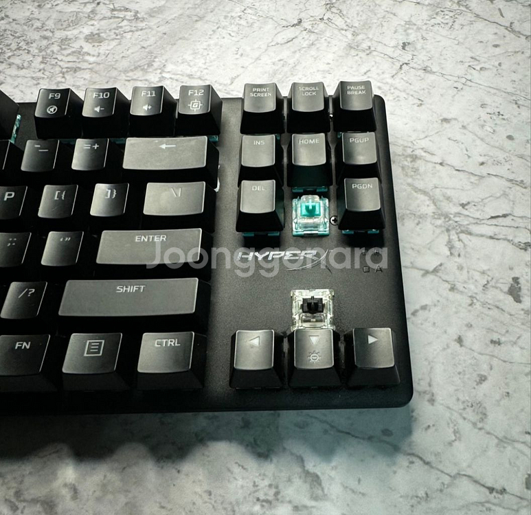 킹스톤 HyperX 커스텀 풀윤활기계식 키보드--1