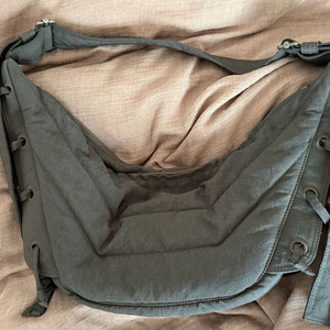 르메르 소프트 게임백 스몰 다크브라운 (영케이가방)