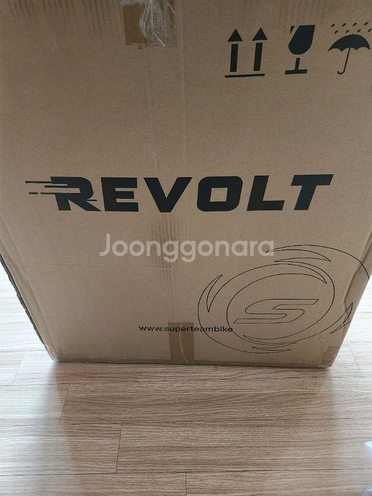 슈퍼팀 리볼트 88mm 화이트 미사용 팝니다--3